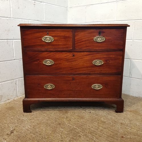 fig 1. ANTIQUE 18TH CENTURY MAHOGANY CHEST OF DRAWERS C1780