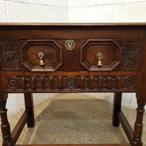 fig 1. ANTIQUE SOLID CARVED OAK SIDE TABLE C1920