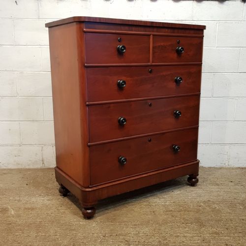fig 1. ANTIQUE VICTORIAN MAHOGANY CHEST OF DRAWERS C1880