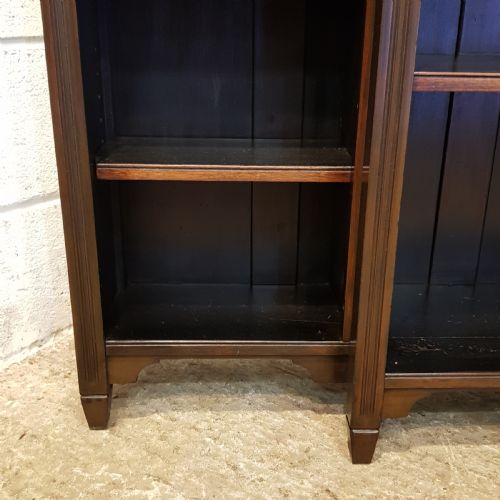 fig 1. ANTIQUE ARTS & CRAFTS MAHOGANY BREAKFRONT OPEN BOOKCASE C1900