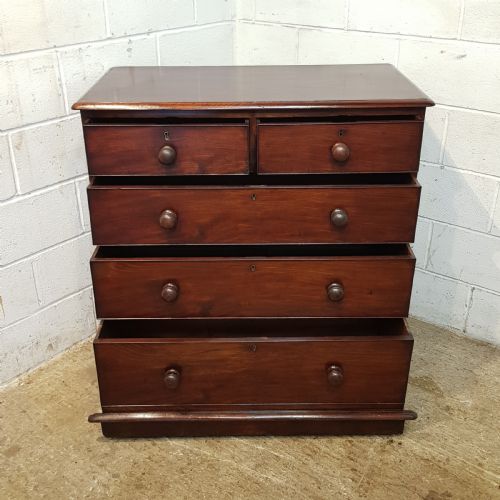 fig 2. ANTIQUE VICTORIAN MAHOGANY CHEST OF DRAWERS C1880