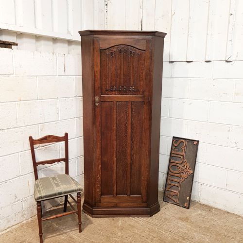 Antique Oak Linen Fold Hall Robe C1920