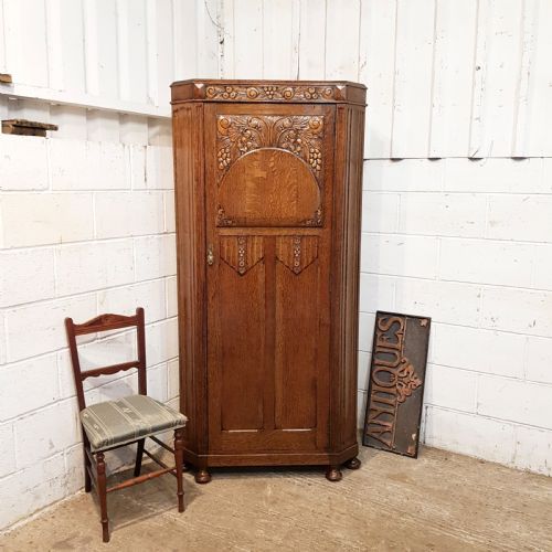 Antique Carved Oak Hall Robe C1920