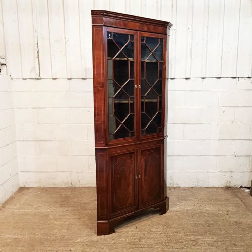 fig 2. ANTIQUE REGENCY MAHOGANY ASTRAGAL GLAZED CORNER CUPBOARD C1820