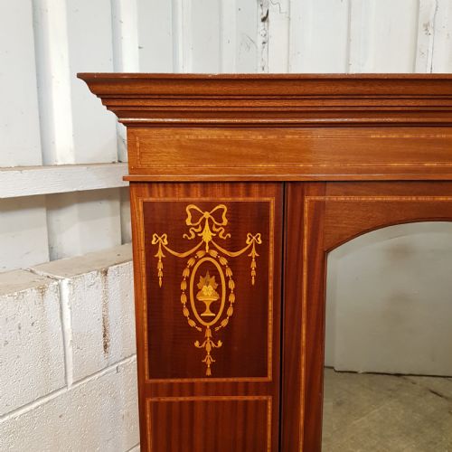 fig 1. ANTIQUE EDWARDIAN INLAID MAHOGANY SINGLE WARDROBE C1900