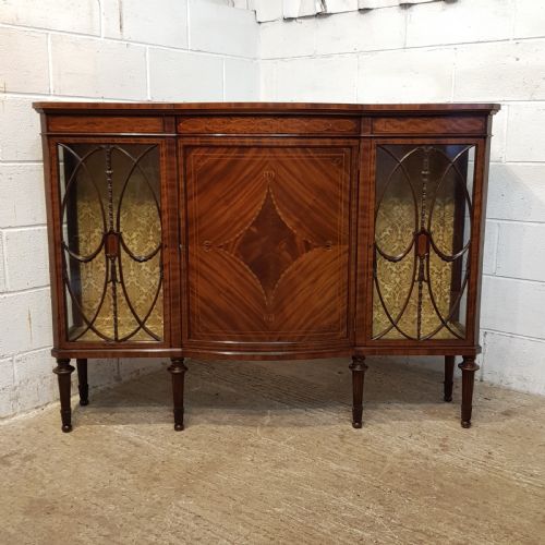 fig 2. ANTIQUE EDWARDIAN MAHOGANY INLAID BOW FRONT DISPLAY CABINET C1900