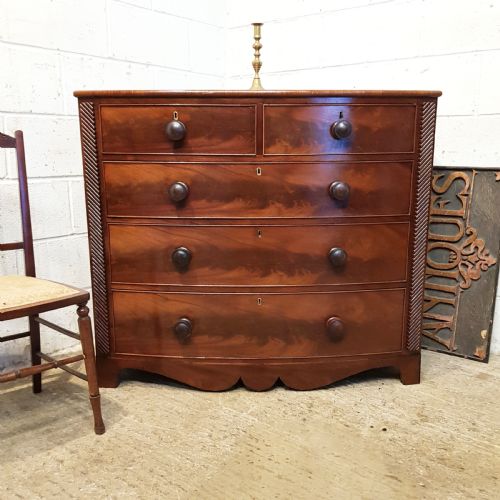 Antique Victorian Mahogany Bow Front Chest of Drawers C1880