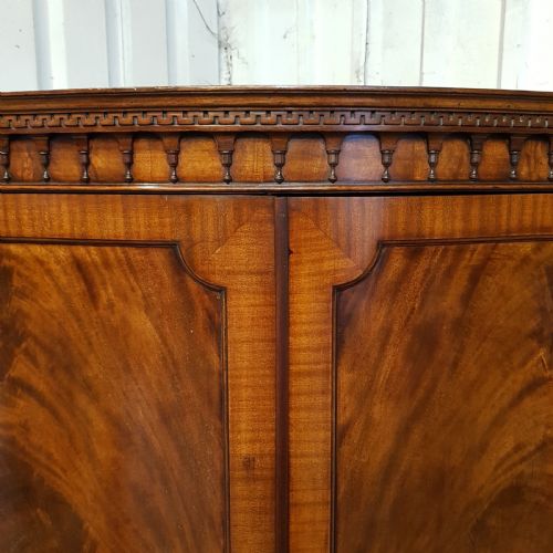 fig 2. ANTIQUE EDWARDIAN SERPENTINE SHAPED MAHOGANY DOUBLE WARDROBE C1900