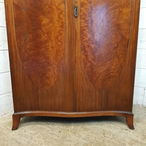 fig 2. ANTIQUE MAHOGANY SERPENTINE FRONT MAHOGANY DOUBLE WARDROBE C1920