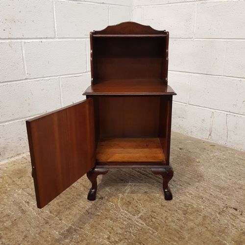 fig 2. ANTIQUE PAIR WALNUT BEDSIDE CABINETS C1920