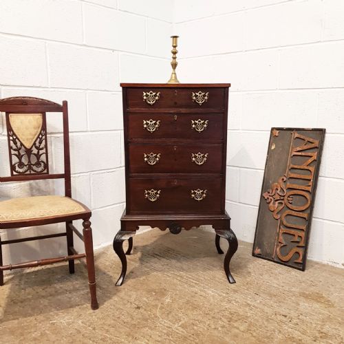 Antique Early Victorian Dmall Cuban Mahogany Chest of Dawers C1840
