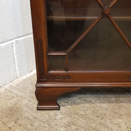 fig 1. ANTIQUE EDWARDIAN CHIPPENDALE MAHOGANY ASTRAGAL GLAZED BOOKCASE C1900