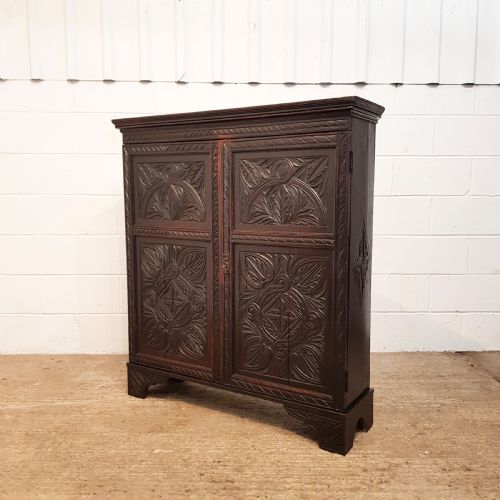 fig 2. ANTIQUE 18TH CENTURY PERIOD CARVED OAK CUPBOARD C1780