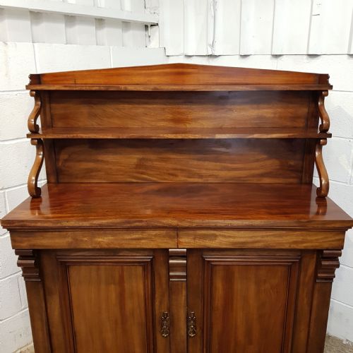 fig 1. ANTIQUE WILLIAM 1V MAHOGANY CHIFFONIER C1830