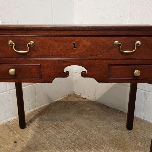 fig 2. ANTIQUE 18TH CENTURY MAHOGANY LOWBOY C1780