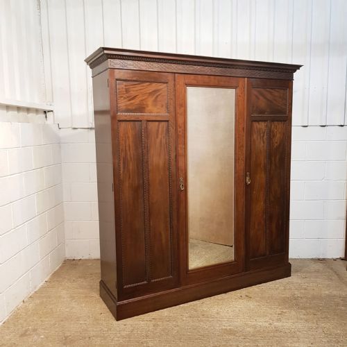 fig 1. ANTIQUE EDWARDIAN MAHOGANY TRIPLE WARDROBE C1900