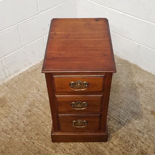 fig 1. ANTIQUE PAIR VICTORIAN WALNUT BEDSIDE CHEST OF DRAWERS C1880