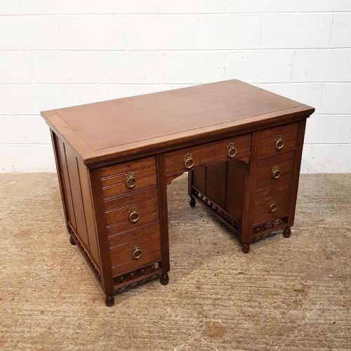 fig 2. ANTIQUE ARTS & CRAFTS OAK WRITING DESK C1890