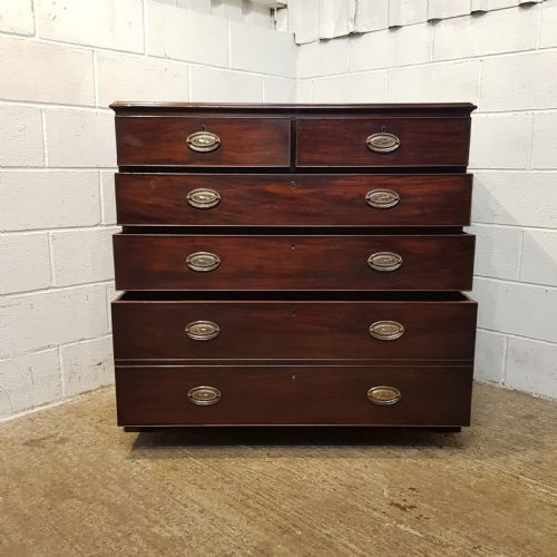 fig 2. ANTIQUE 18TH CENTURY MAHOGANY CHEST OF DRAWERS C1780