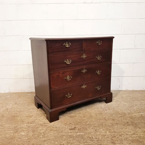 fig 1. ANTIQUE 18TH CENTURY MAHOGANYCHEST OF DRAWERS C1780
