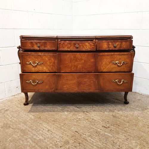 fig 1. ANTIQUE ITALIAN ROCOCO WALNUT CHEST OF DRAWERS C1920