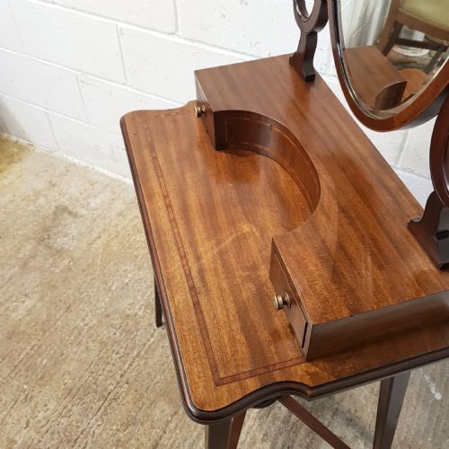 fig 1. UNUSUAL ANTIQUE EDWARDIAN SMALL MAHOGANY DRESSING TABLE C1900