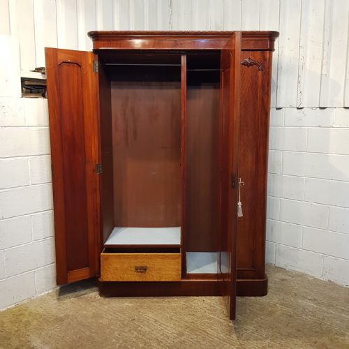 fig 1. ANTIQUE VICTORIAN MAHOGANY DOUBKE WARDROBE C1880