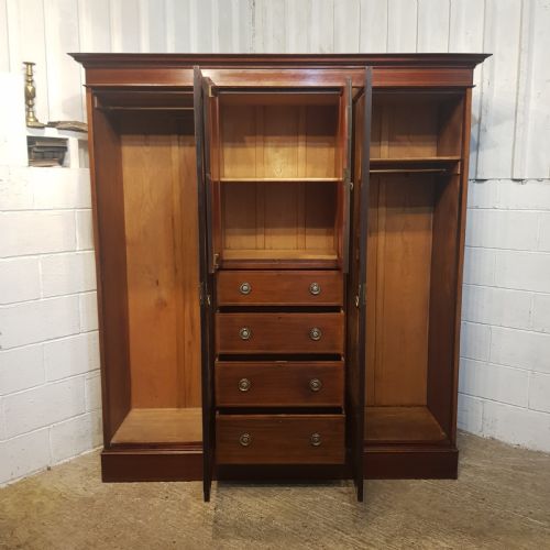fig 2. ANTIQUE EDWARDIAN. AHOGANY TRIPLE WARDROBE COMPACTUM C1900
