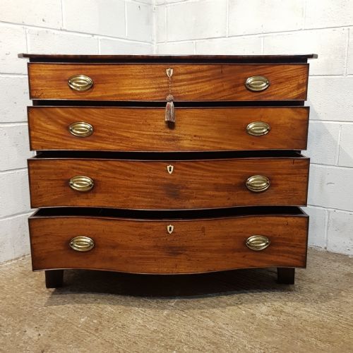 fig 1. ANTIQUE 18TH CENTURY MAHOGANY SERPENTINE SHAPED CHEST OF DRAWERS C1780