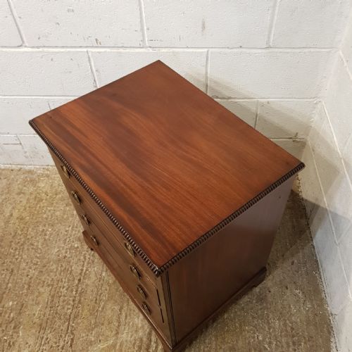 fig 1. ANTIQUE VICTORIAN MAHOGANY DWARF CHEST OF DRAWERS C1880