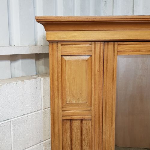 fig 2. ANTIQUE VICTORIAN ASH SINGLE WARDROBE C1890