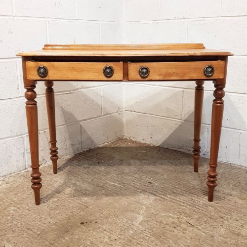 fig 2. ANTIQUE VICTORIAN SATINWOOD WRITING TABLE C1880