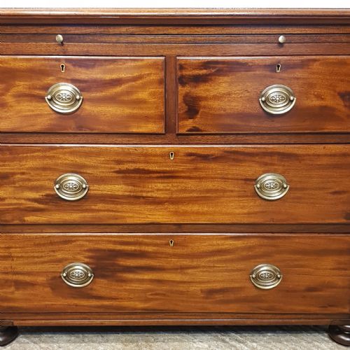 fig 2. ANTIQUE EARLY VICTORIAN MAHOGANY BACHELORS CHEST OF DRAWERS C1840