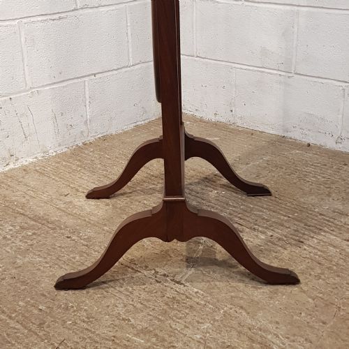 fig 2. AN ANTIQUE MAHOGANY CHEVAL MIRROR C1910
