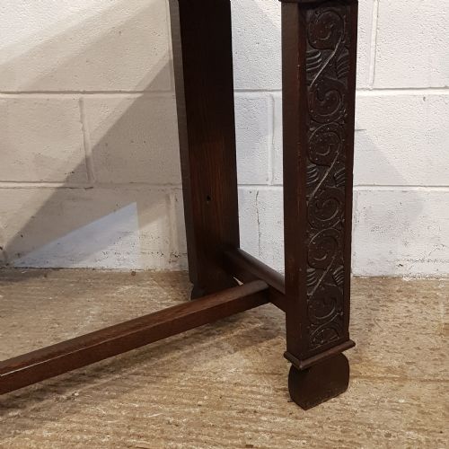 fig 1. AN ANTIQUE OAK CARVED CONSOLE TABLE C1920