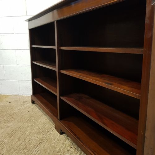 fig 2. AN ANTIQUE EDWARDIAN MAHOGANY OPEN BOOKCASE C1900