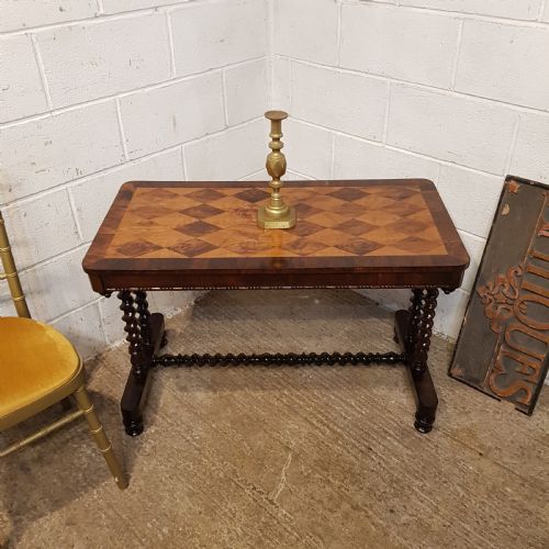 AN ANTIQUE VICTORIAN SIDE TABLE IN ROSEWOOD C1890
