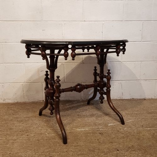 fig 1. AN ANTIQUE LATE VICTORIAN WALNUT OCCASIONAL TABLE C1890