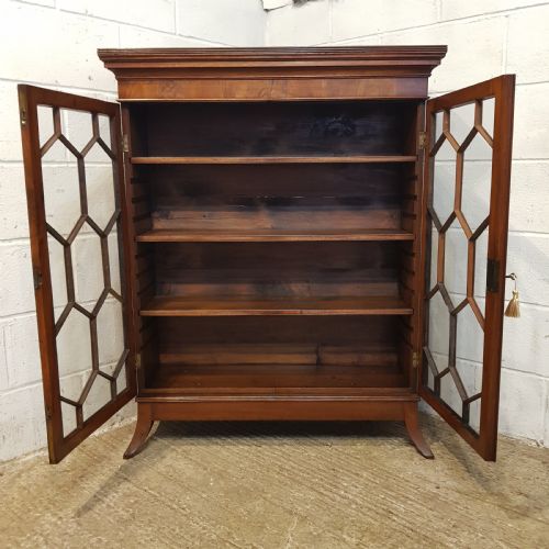 fig 2. AN ANTIQUE REGENCY MAHOGANY ASTRICAL GLAZED BOOKCASE C1810