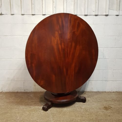 fig 1. AN ANTIQUE CIRCULAR WILLIAM 4th TIP TOP DINING TABLE C1830