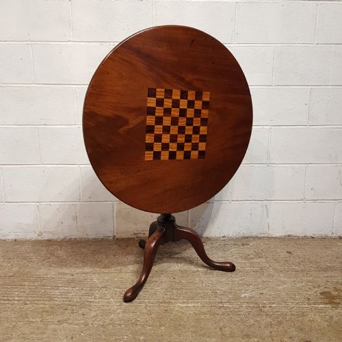 fig 1. GEORGE 3rd MAHOGANY TIP TOP SUPER TABLE C1780