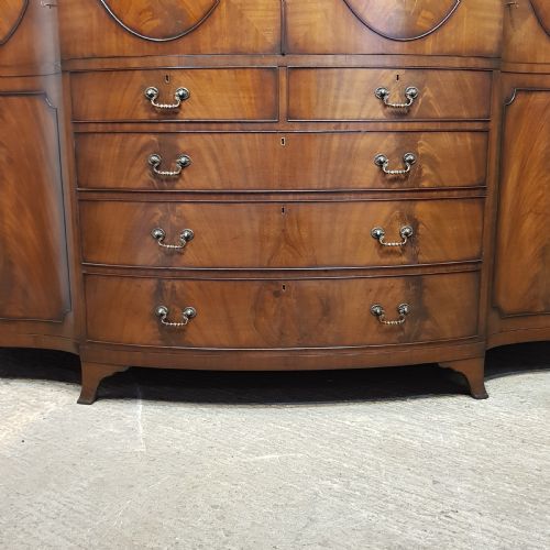 AN ANTIQUE LARGE SERPENTINE BOW FRONTED BREAKFRONT TRIPLE WARDROBE C1920 - ADDITIONAL PHOTO 1