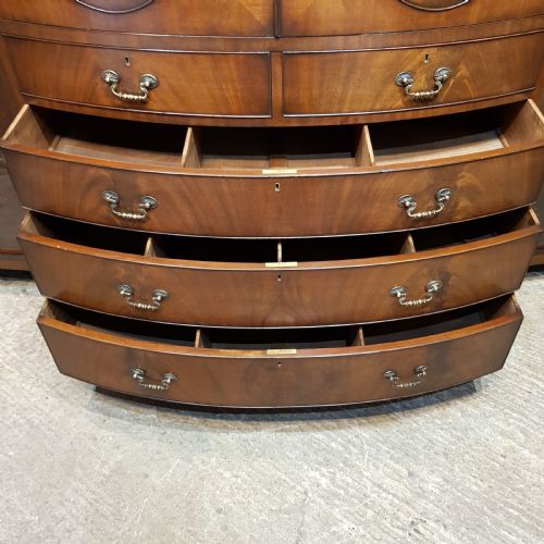 AN ANTIQUE LARGE SERPENTINE BOW FRONTED BREAKFRONT TRIPLE WARDROBE C1920 - ADDITIONAL PHOTO 5