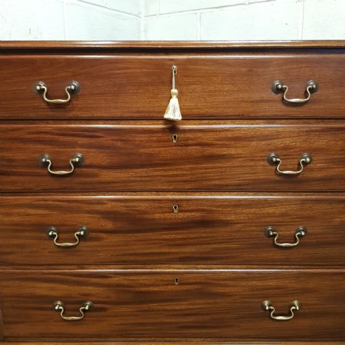fig 2. A GEORGE 3rd MAHOGANY FOUR HEIGHT CHEST OF DRAWERS C1800