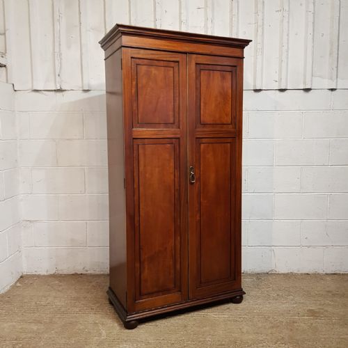 fig 1. A SMALL EDWARDIAN MAHOGANY DOUBLE FITTED WARDROBE C1900
