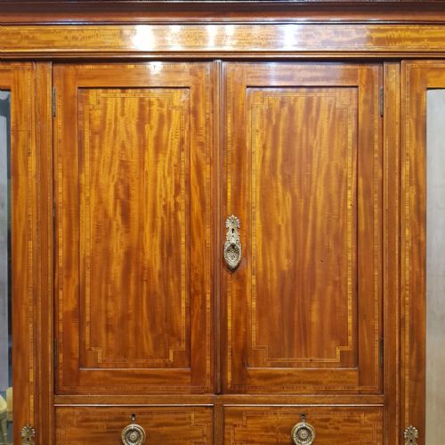 fig 2. AN EDWARDIAN MAHOGANY TRIPLE WARDROBE BY MAPLES C1900