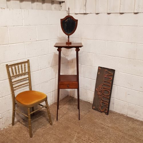 fig 1. AN EDWARDIAN MAHOGANY SHAVING STAND C1900
