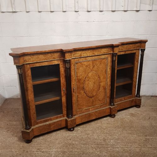 A VICTORIAN BURR WALNUT CREDENZA C1880 - ADDITIONAL PHOTO 4