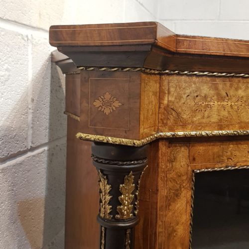 A VICTORIAN BURR WALNUT CREDENZA C1880 - ADDITIONAL PHOTO 9
