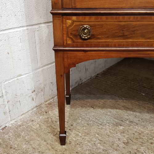 AN EDWARDIAN MAHOGANY DISPLAY CABINET C1900 - ADDITIONAL PHOTO 6